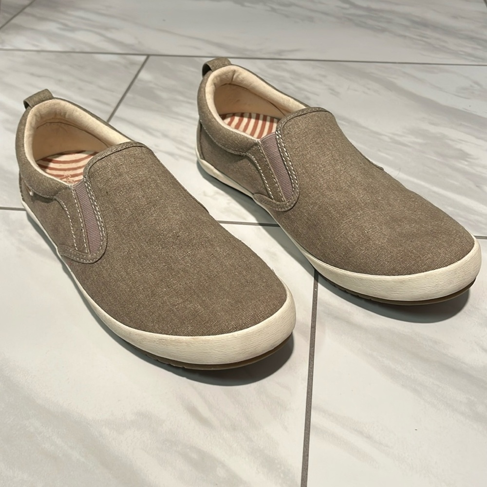 Taos Slip On Sneaker